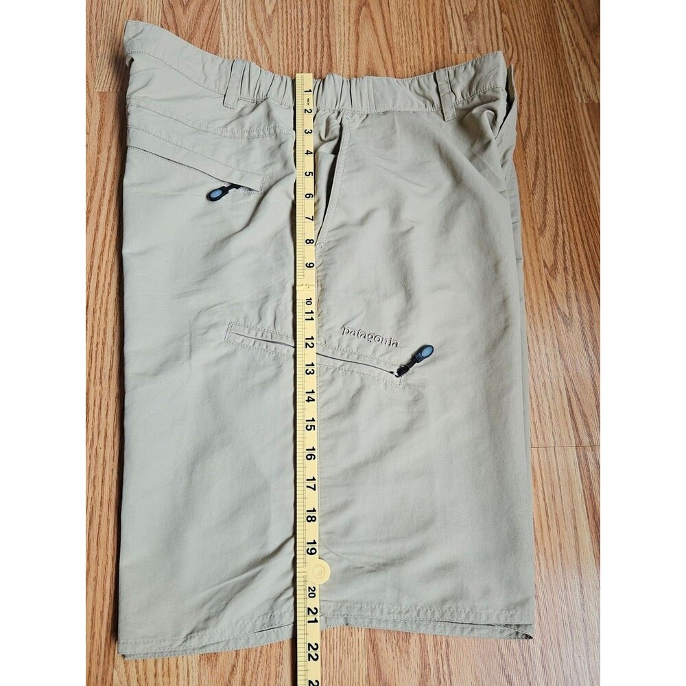 Patagonia Men's Quandary Hiking Shorts Khaki Tan Size Large L 10" Inseam Nylon - Picture 11 of 12